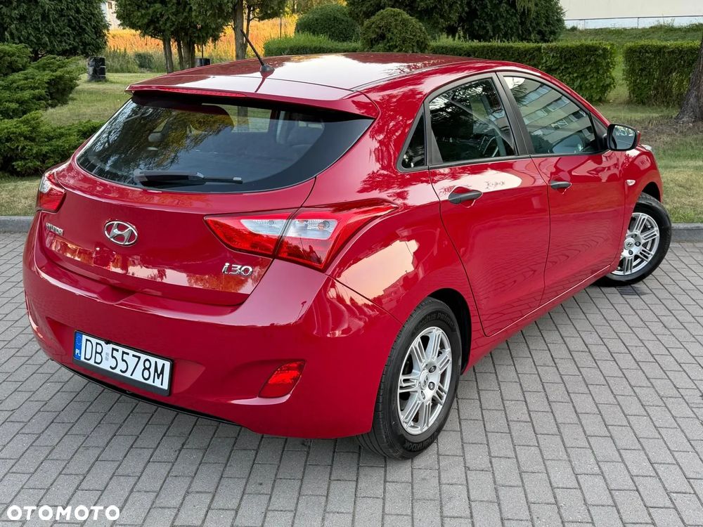 Hyundai i30 1.4 Trend - 17