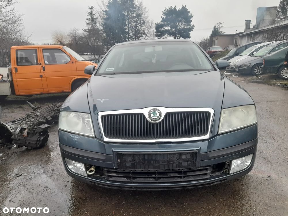SKODA OCTAVIA II DRZWI PRAWY TYŁ PRAWE TYLNE LF7V 9901 - 18