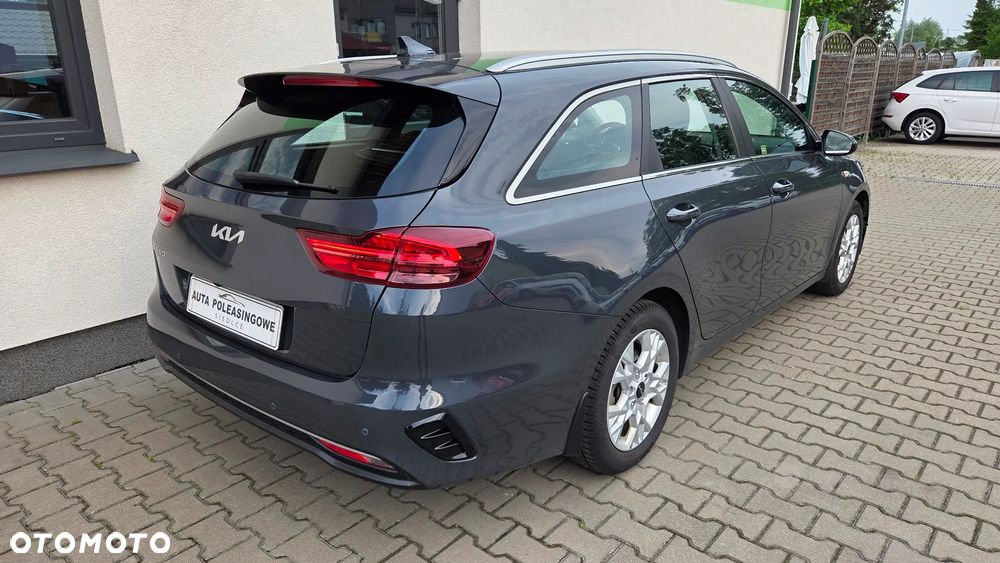 Kia Ceed 1.5 T-GDI M - 10
