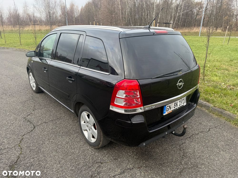 Opel Zafira 1.8 Cosmo - 4