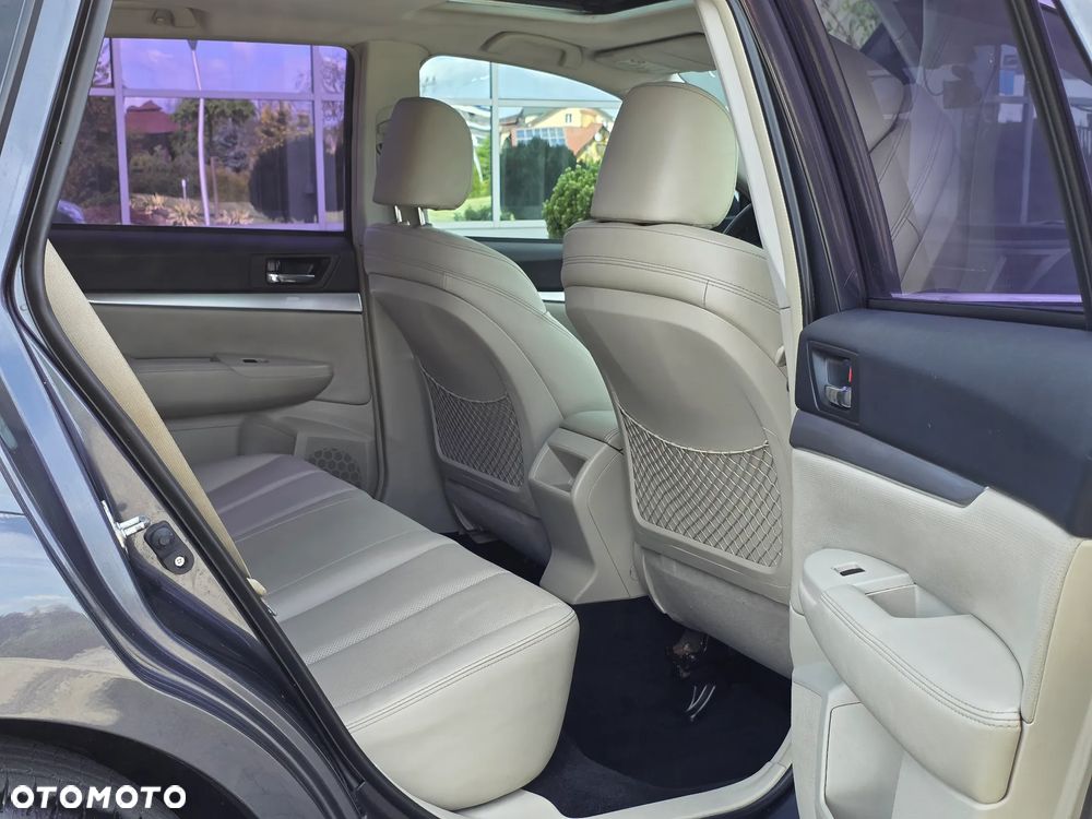 Subaru Outback - 6