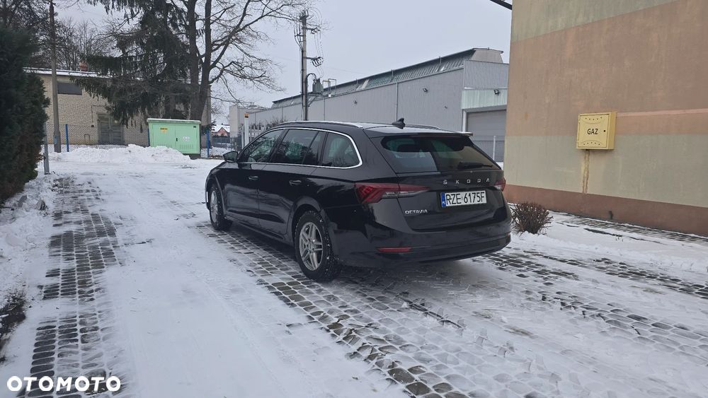Skoda Octavia 2.0 TDI Edition - 3