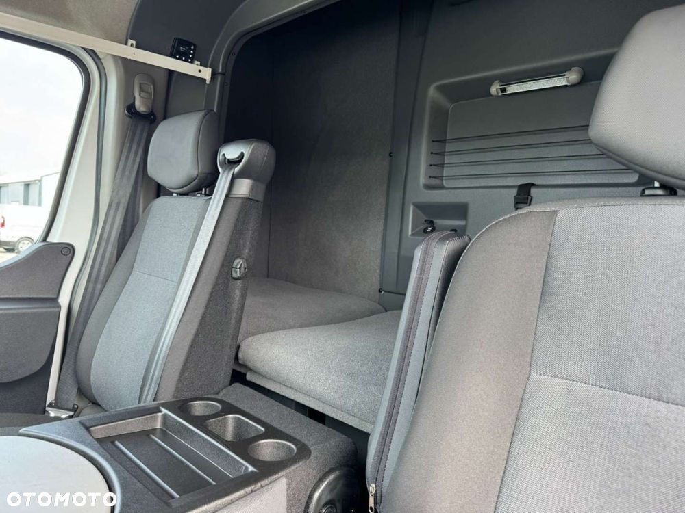 Renault Master 10 europalet  Sypialka XL - 27