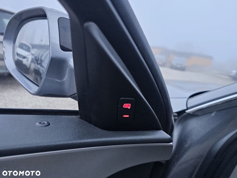 Audi A6 Avant 2.0 TDI Ultra S tronic - 8