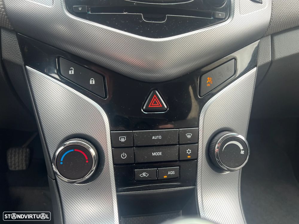 Chevrolet Cruze 2.0 VCDi LT - 6