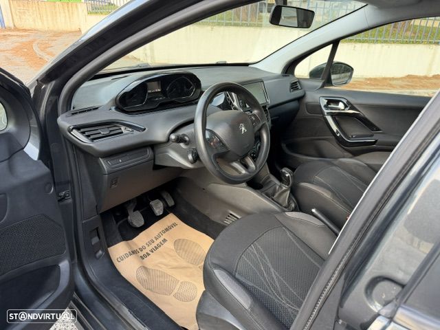 Peugeot 208 1.4 HDi Access - 13
