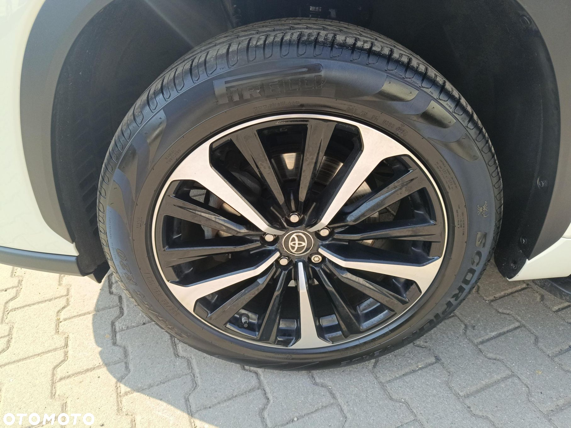 Toyota Highlander - 9