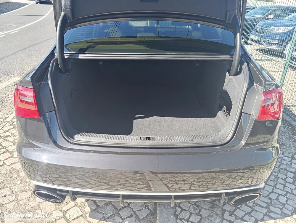 Audi A6 2.0 TDI Business Line Sport S tronic - 21