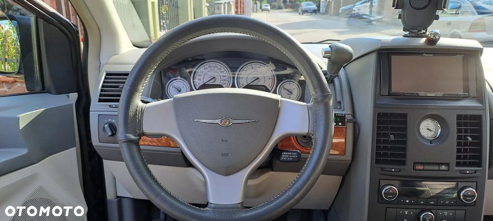 Chrysler Grand Voyager 3.8 V6 Limited - 12