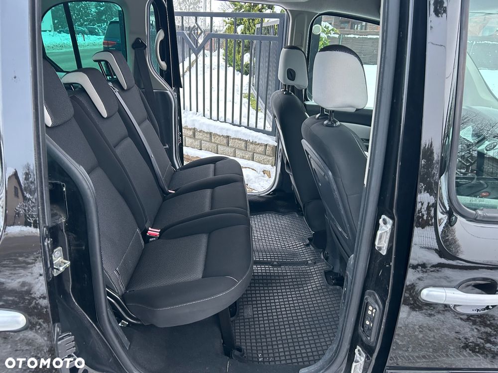 Renault Kangoo dCi 90 FAP TomTom Edition - 12