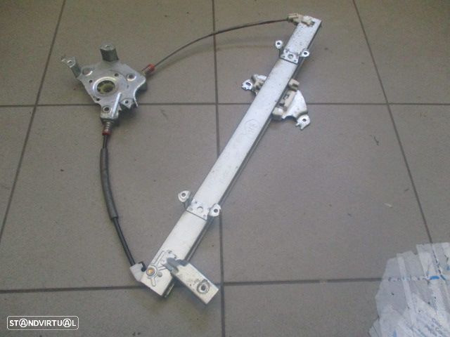 Elevador Sem Motor ELEVSM1268 NISSAN MICRA 2003 3P FE - 1