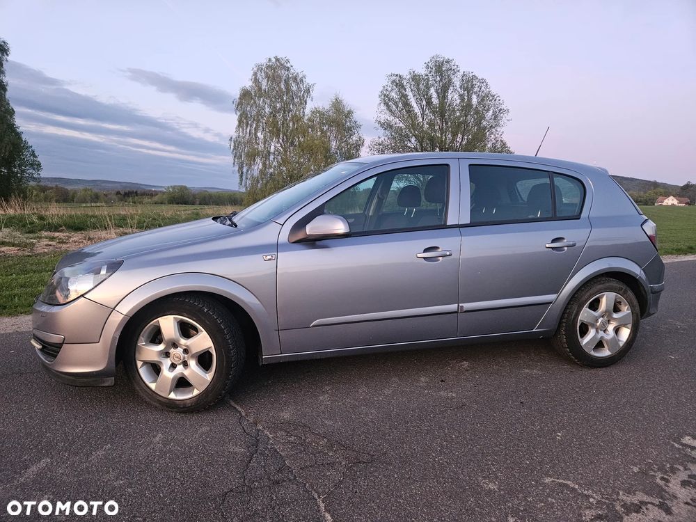 Opel Astra 1.7 CDTI Enjoy - 4
