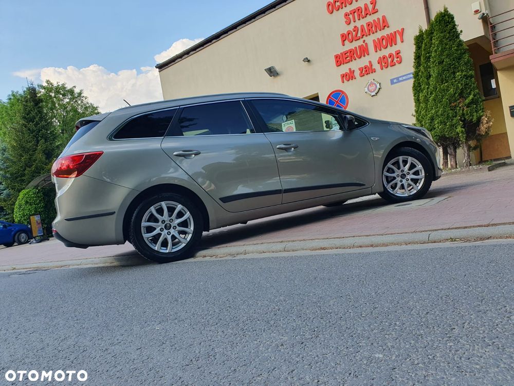 Kia Ceed 1.6 GDI XL - 35