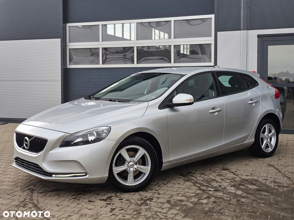 Volvo V40 D2 Momentum - 11