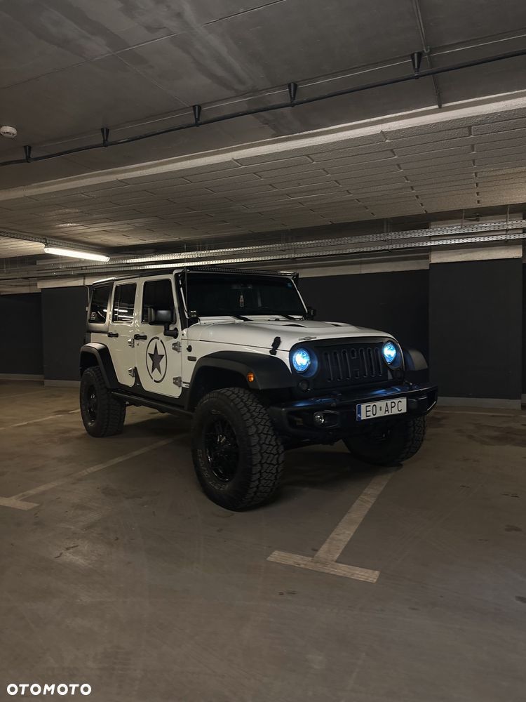 Jeep Wrangler 3.6 Unlim 75th Anniv - 40