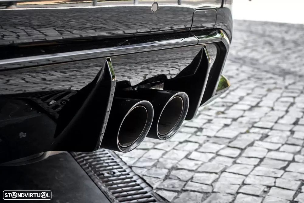 BMW M3 Competition xDrive - 16