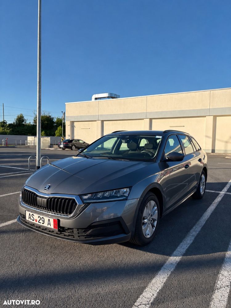 Skoda Octavia 2.0 TDI DSG Style - 1