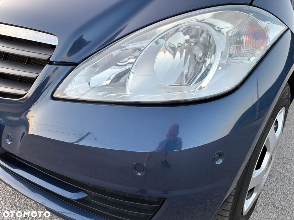 Mercedes-Benz Klasa A 160 BlueEFFICIENCY Elegance Special Edition - 29
