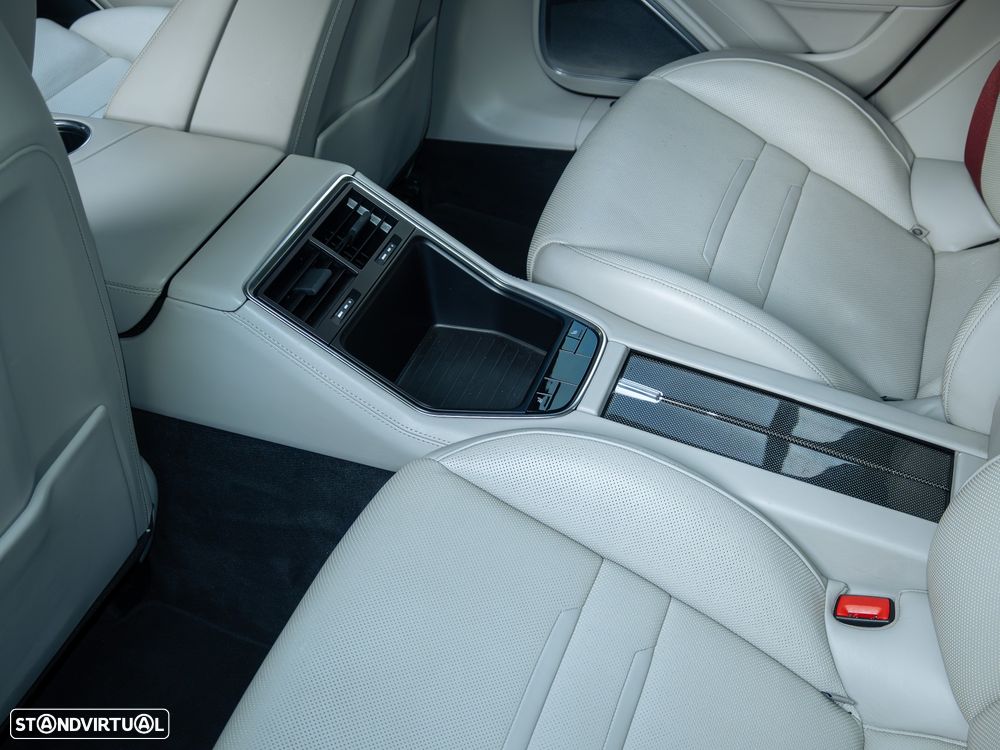 Porsche Panamera Turbo - 23