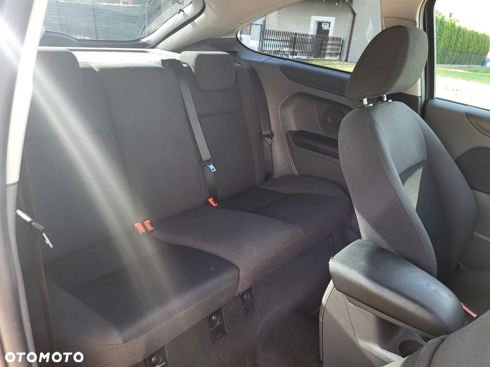 Ford Focus 2.0 TDCi Sport DPF - 12