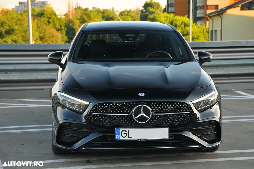 Mercedes-Benz A 200 d 8G-DCT AMG Line - 3