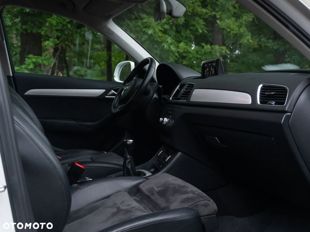 Audi Q3 2.0 TDI Sport - 25