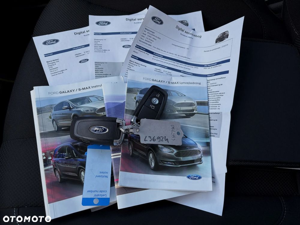 Ford S-Max 2.0 EcoBlue Titanium - 36