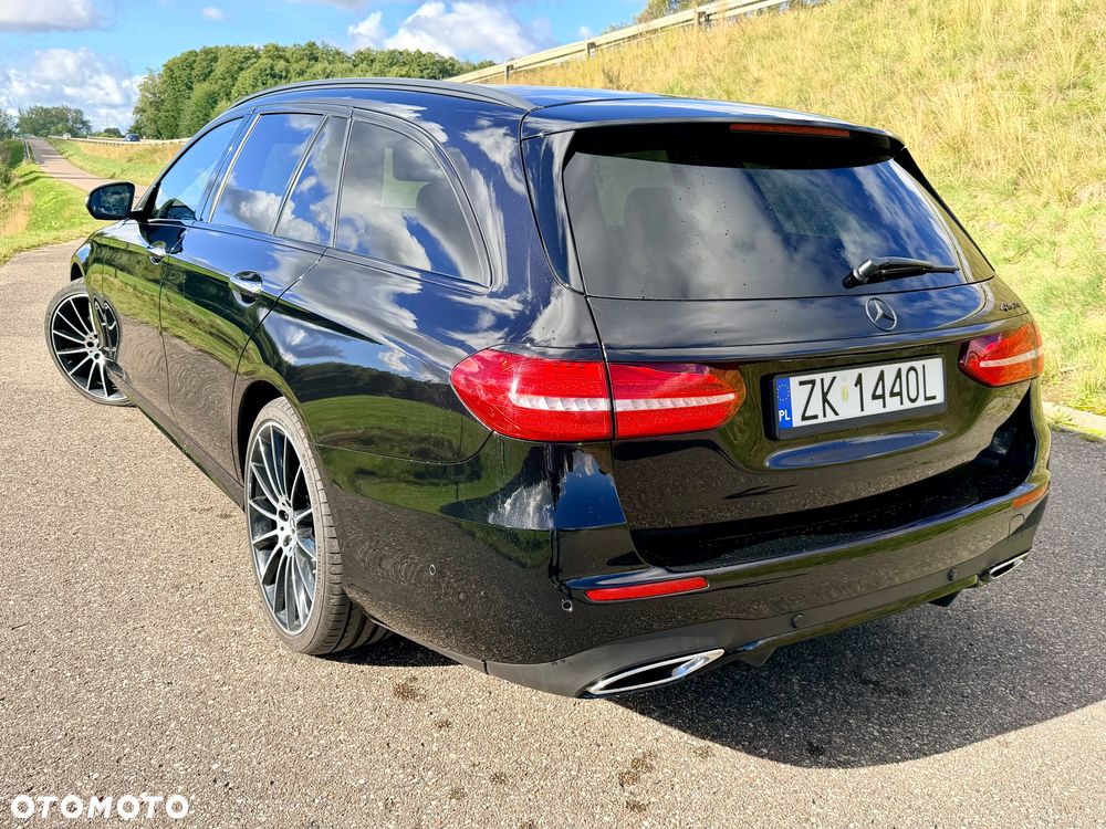 Mercedes-Benz Klasa E 220 d 4-Matic Business Edition 9G-TRONIC - 23