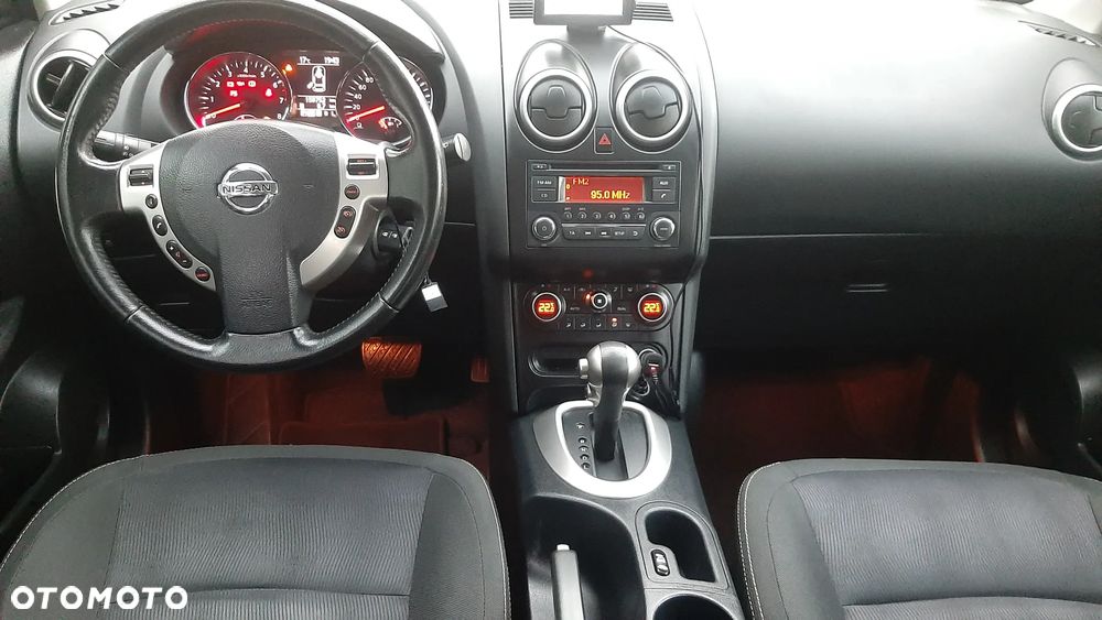 Nissan Qashqai 1.6 Acenta CVT - 12