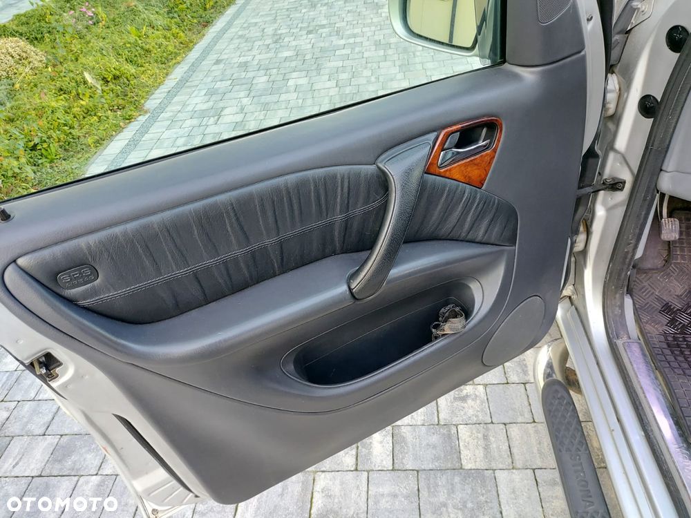 Mercedes-Benz ML - 10