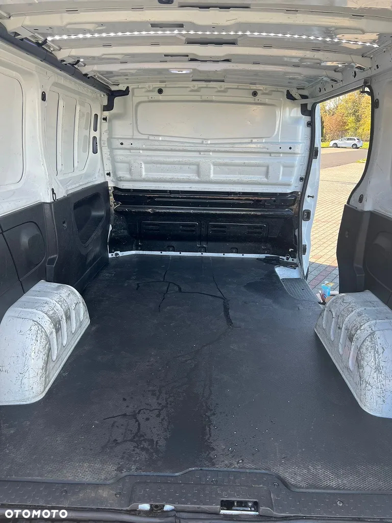 Renault Trafic - 6