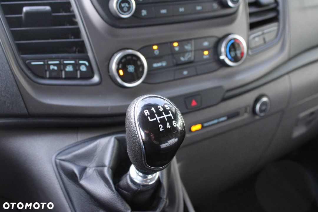Ford Transit Custom - 22