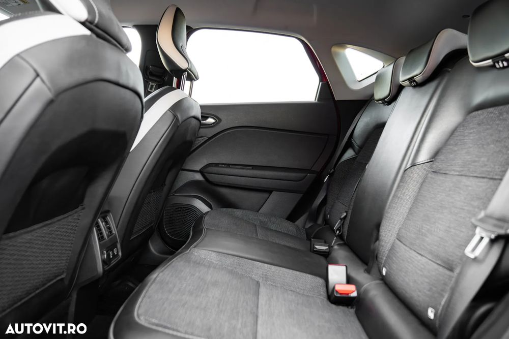 Renault Captur MHEV 140 Techno - 25