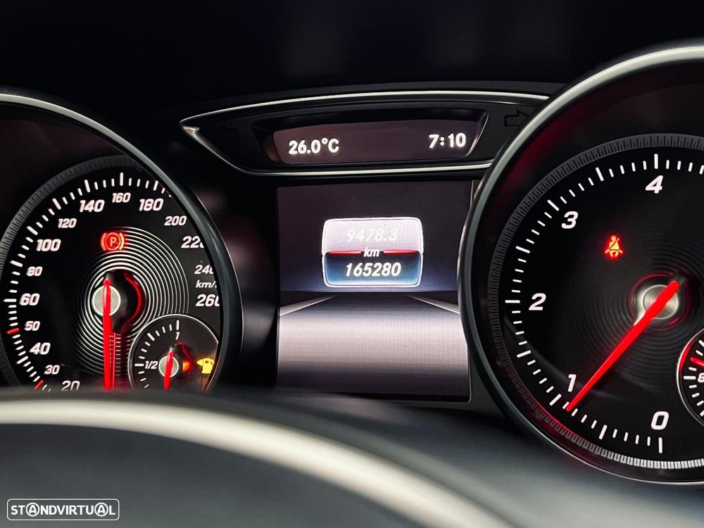 Mercedes-Benz CLA 180 d Shooting Brake Urban - 25