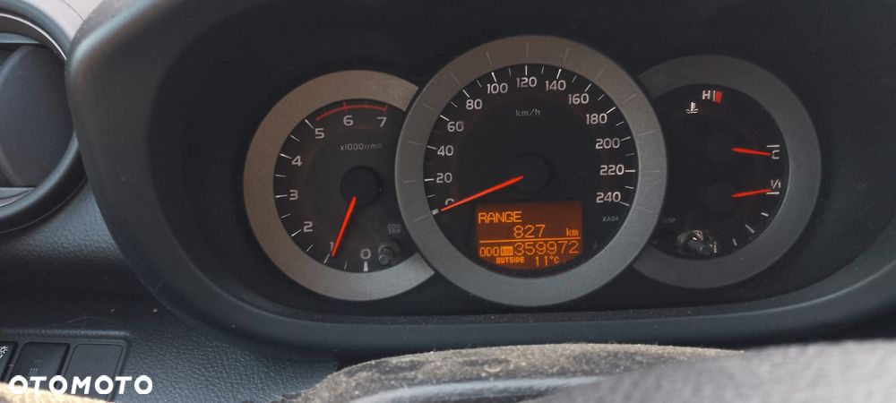 Toyota RAV4 2.2 D-4D Prestige - 9
