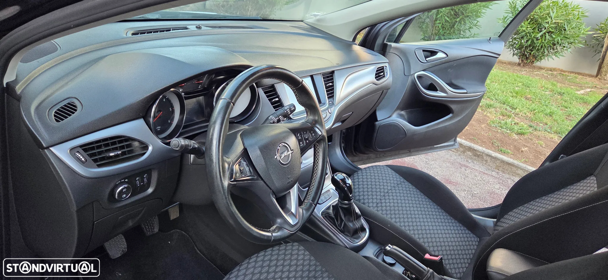 Opel Astra Sports Tourer 1.6 CDTI Edition S/S - 9