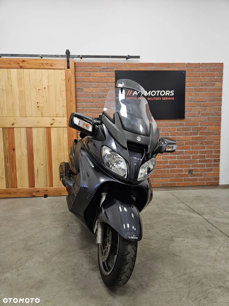 Suzuki Burgman - 17