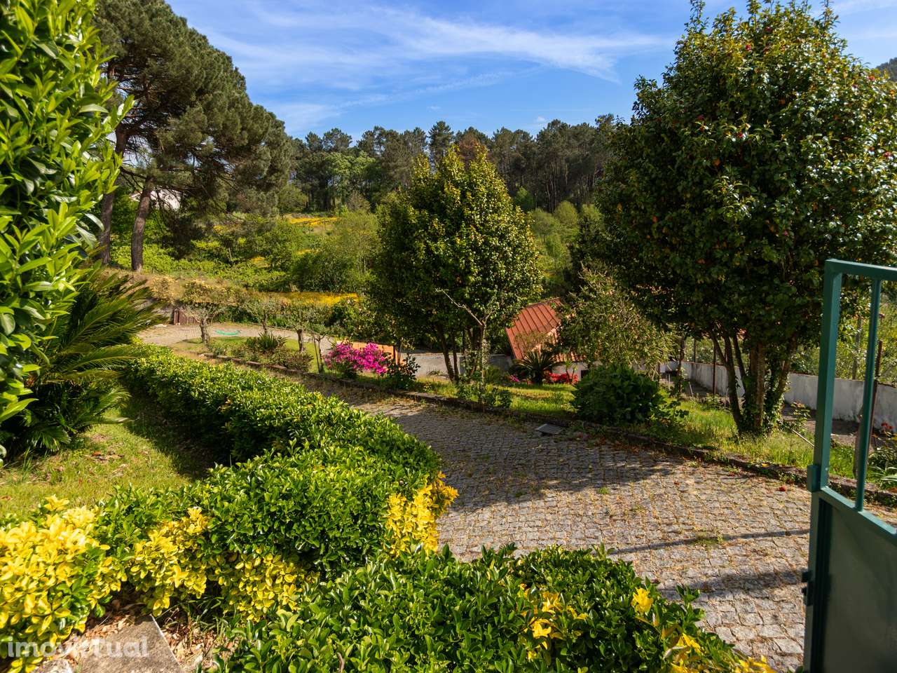 Moradia V3 Freixo de Baixo Amarante - Grande imagem: 3/30