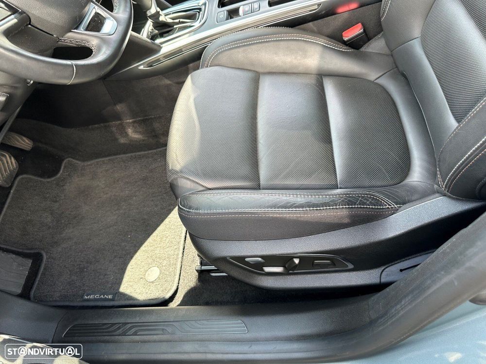 Renault Mégane 1.6 Plug-In Intens - 9
