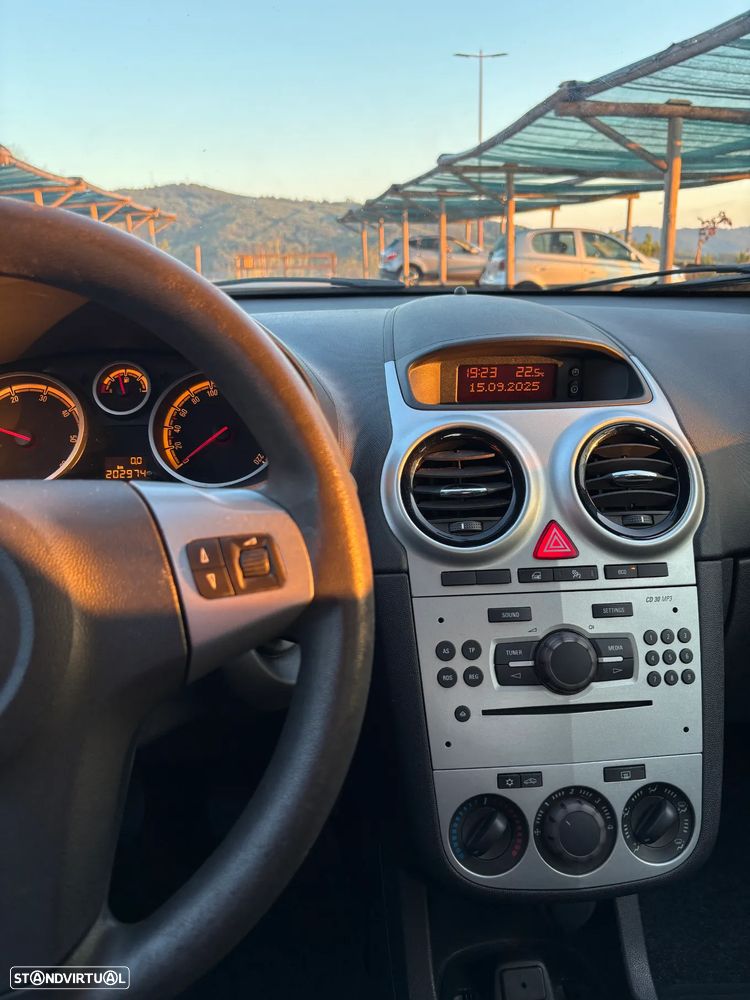 Opel Corsa - 11