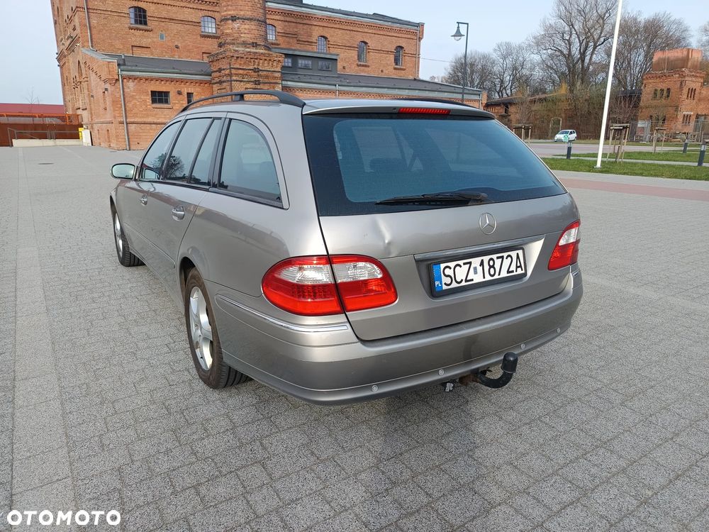 Mercedes-Benz Klasa E 320 T Avantgarde - 6