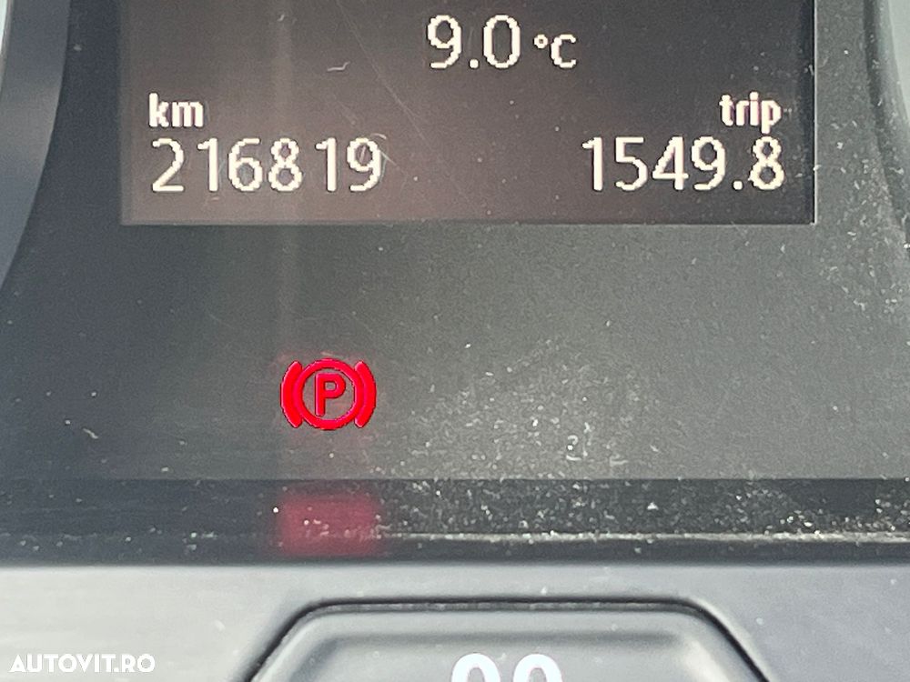 Volkswagen Golf 1.6 TDI 4Motion BlueMotion Technology Trendline - 8