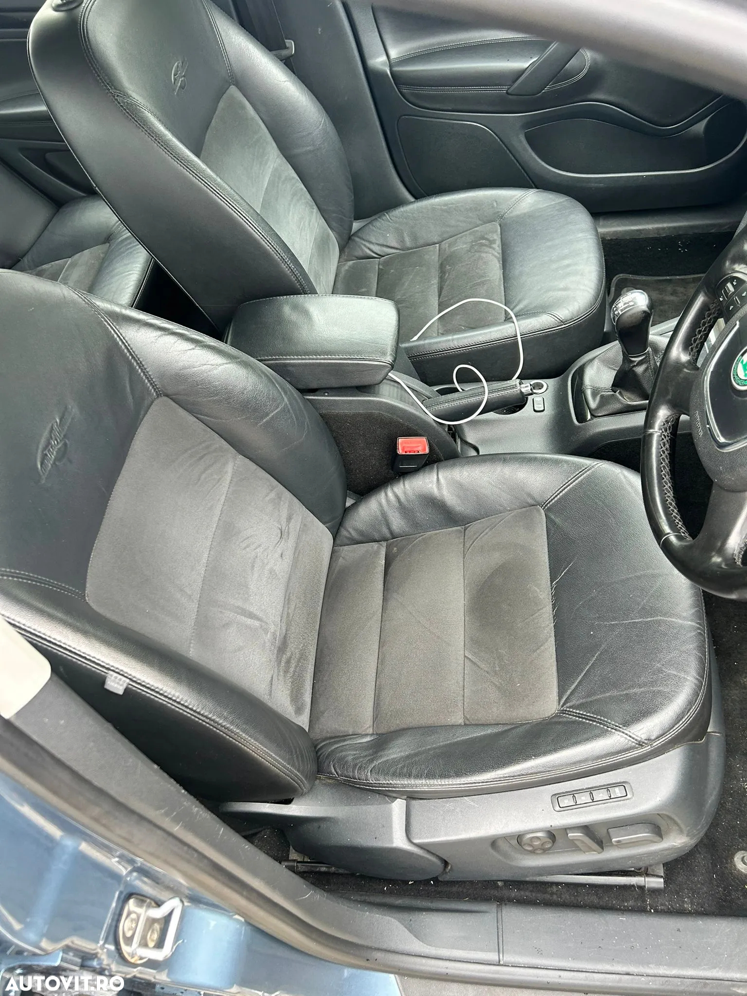 Dezmembrez Skoda Octavia 2 Facelift - 4