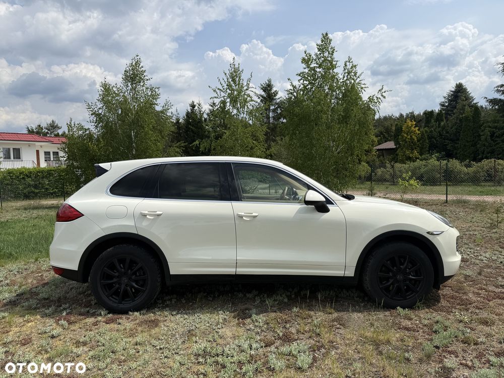 Porsche Cayenne - 8