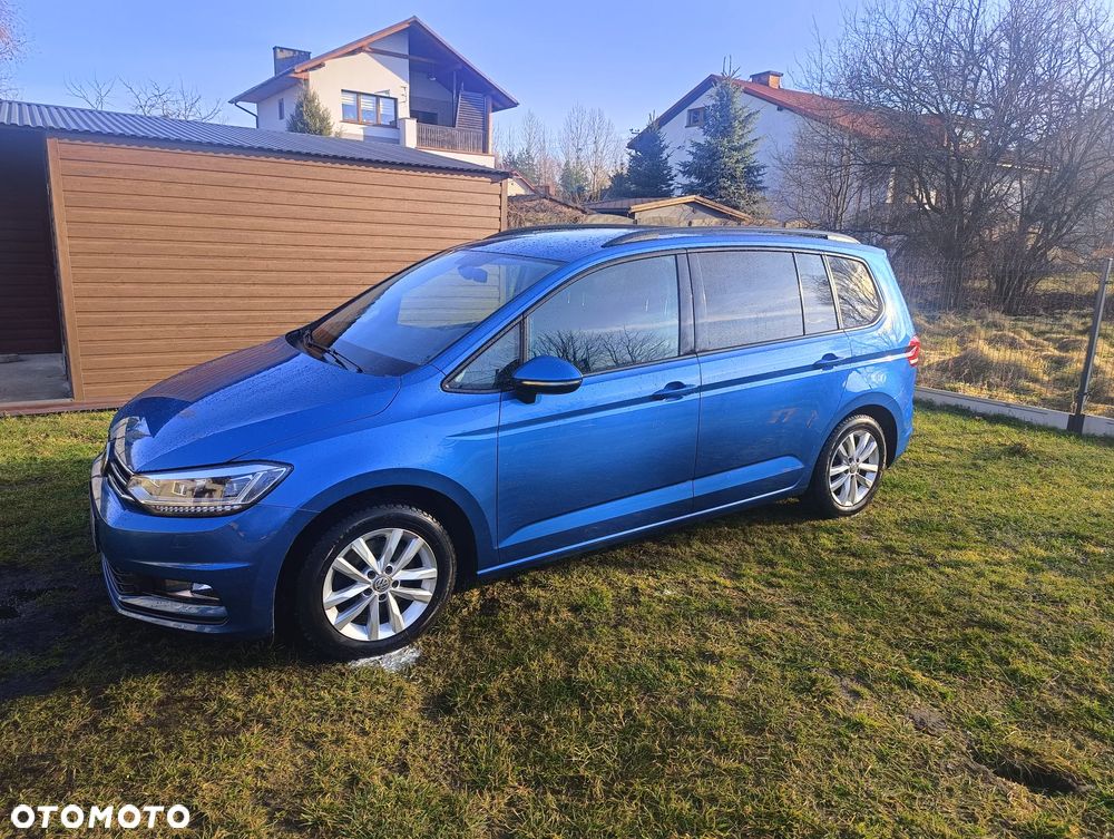 Volkswagen Touran 2.0 TDI BMT Comfortline - 24