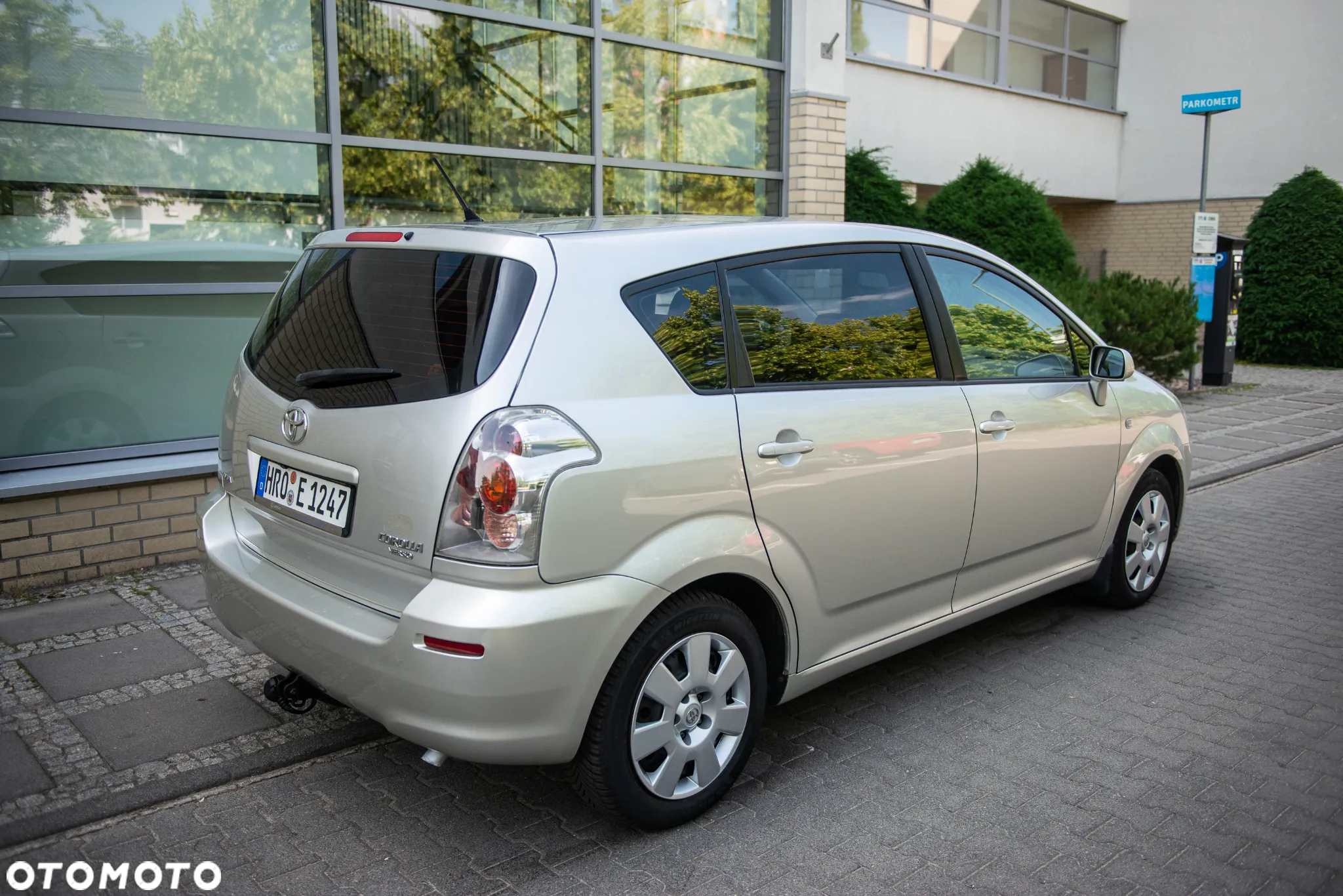 Toyota Corolla Verso 1.8 Premium - 4