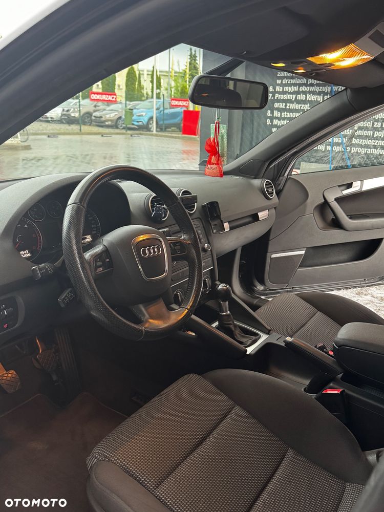 Audi A3 Sportback 2.0 TDI DPF Attraction - 13