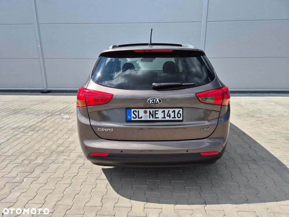 Kia Ceed 1.6 CRDi 128 Platinum Edition - 8