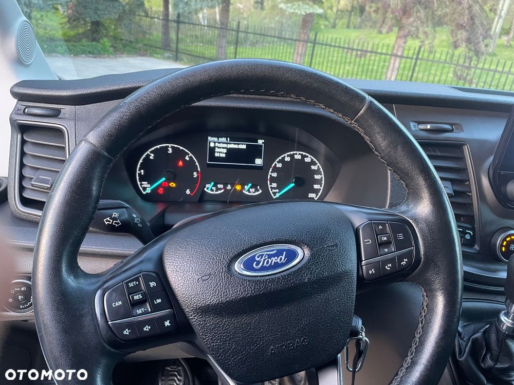 Ford Transit - 10