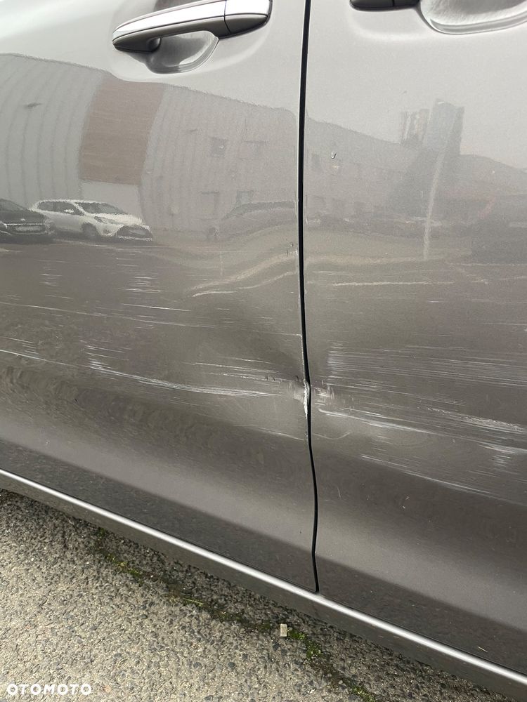 Toyota Sienna 3.5 XLE AWD - 12